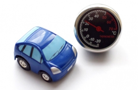 暑い 車内の温度を１番早く下げる方法