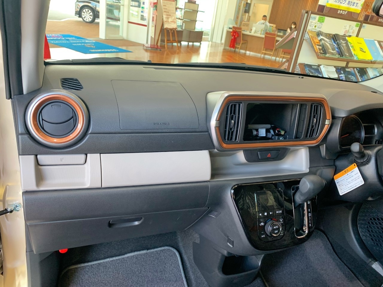 パッソ展示車ございます パッソ展示車ございます