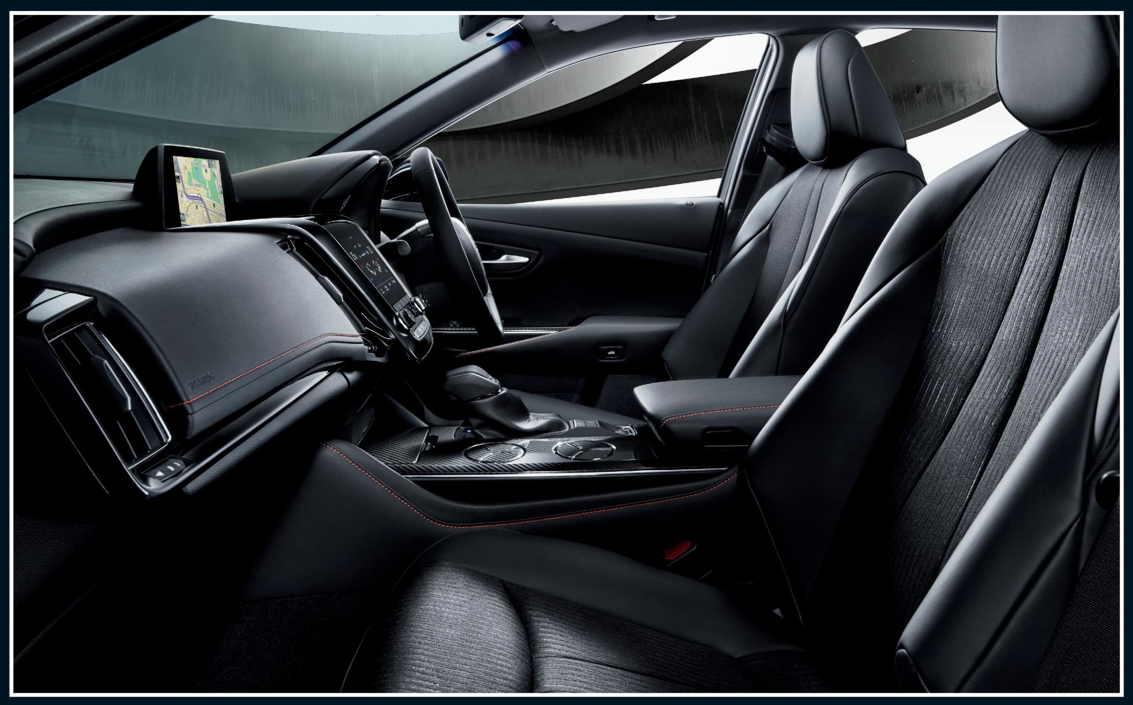 クラウン特別仕様車で行く妄想ドライブ 中部国際空港編