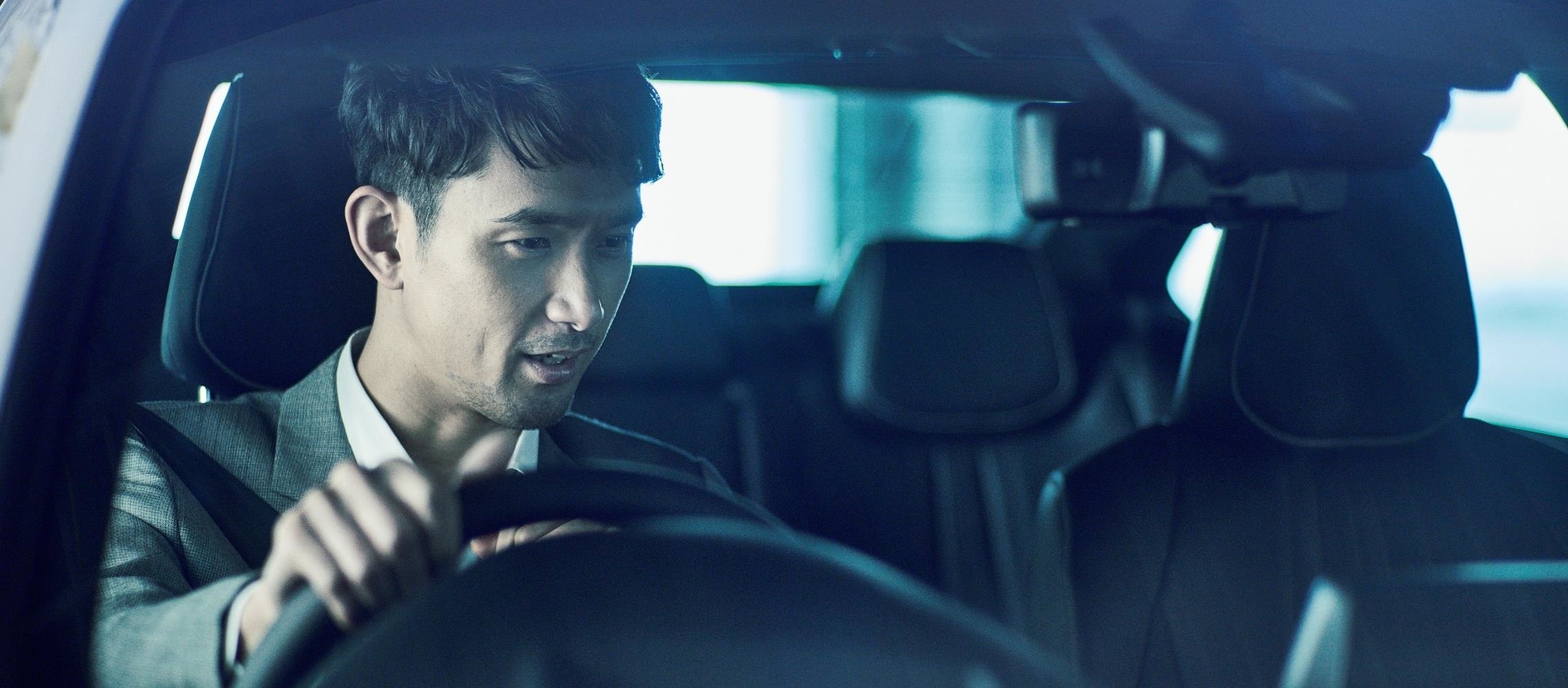 クラウン特別仕様車で行く妄想ドライブ 中部国際空港編