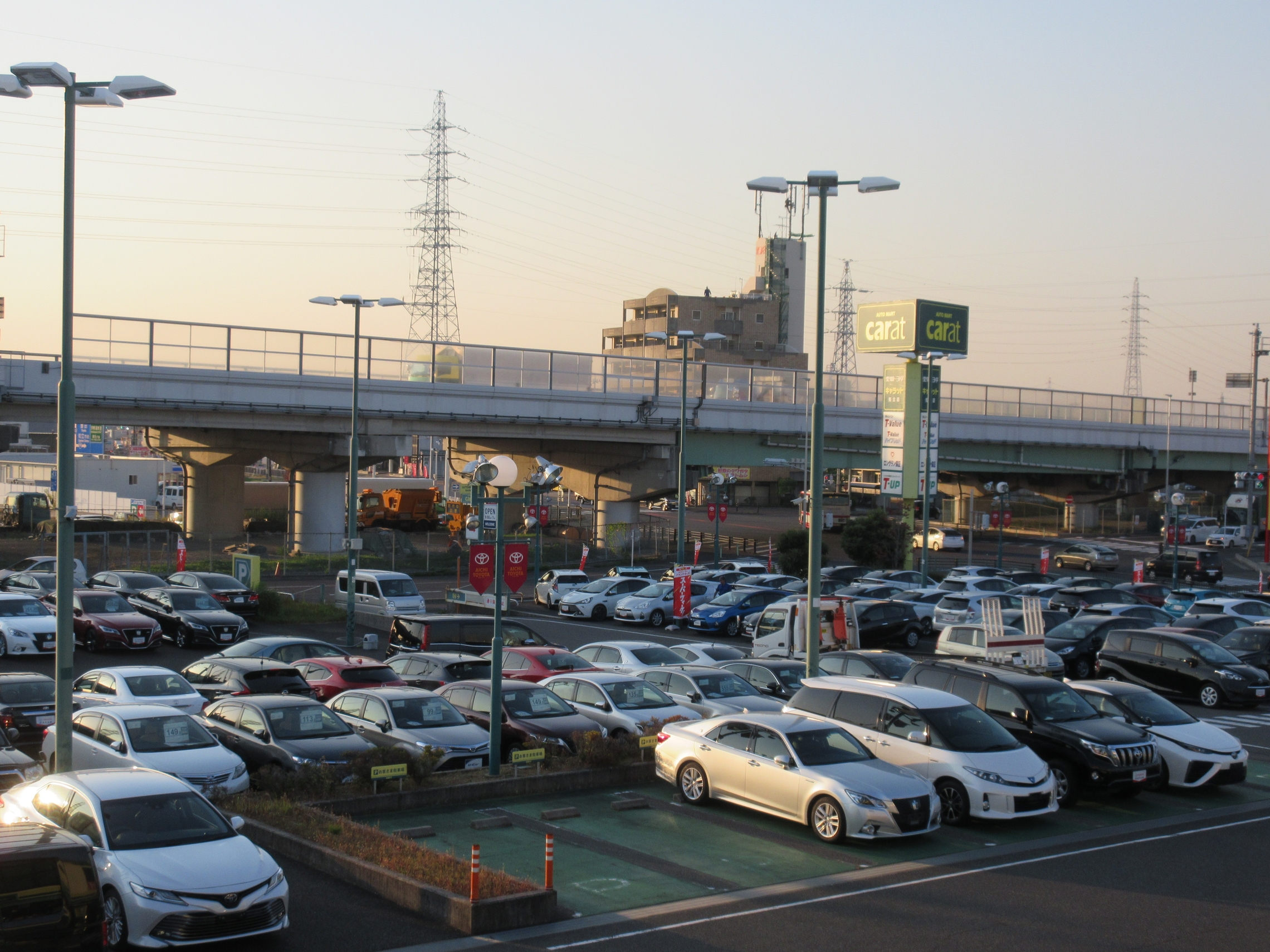 キャラット知立店イチオシスタッフによる店舗の紹介