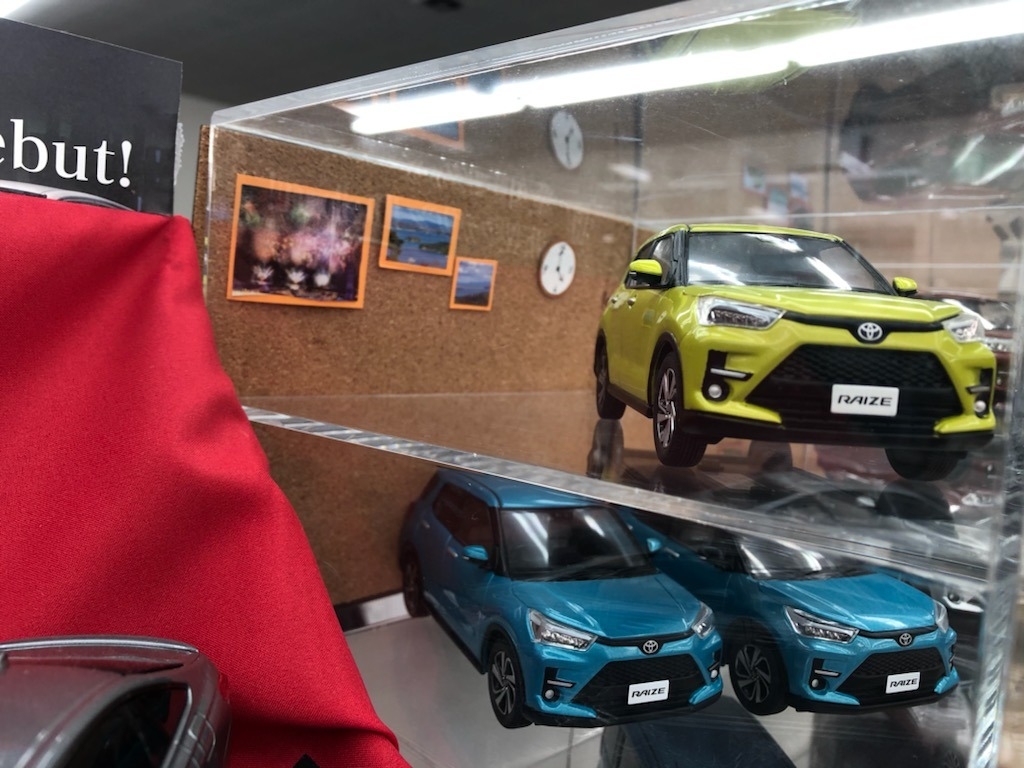 ミニカー ディーラー カラーサンプル TOYOTA ヴェルファイア 2台セット ミニカー ディーラー カラーサンプル TOYOTA ヴェルファイア 2台
