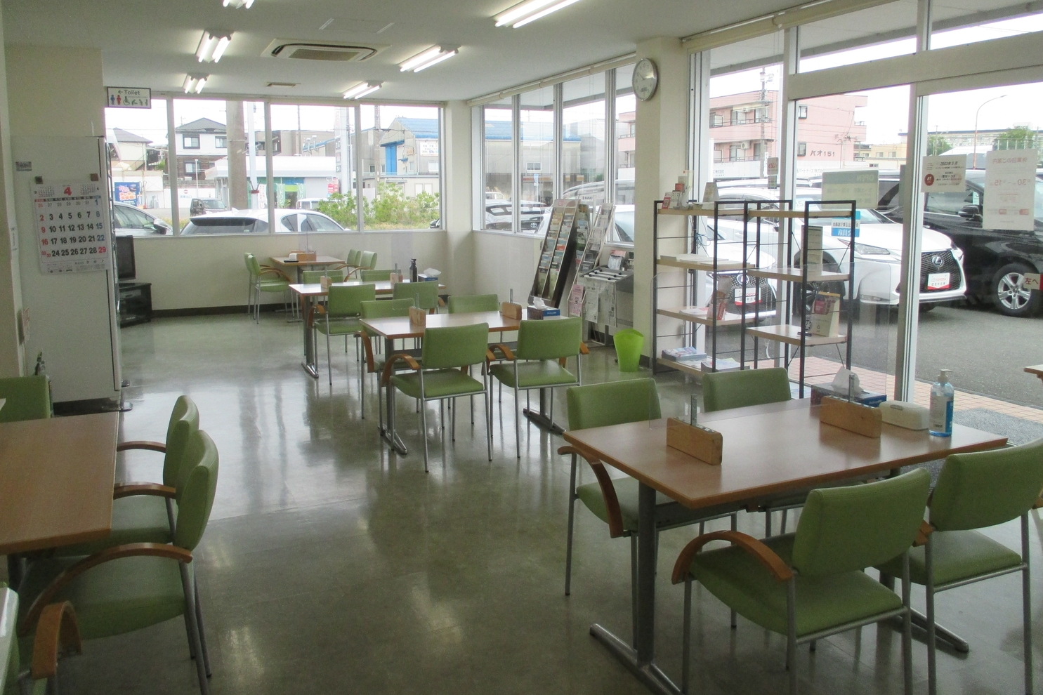 豊川インターマイカーセンター_内観