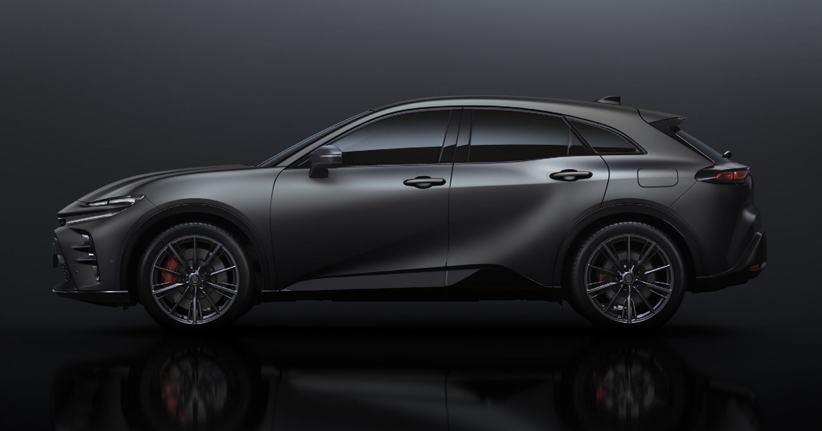 THE CROWN特別仕様車 MATTE METAL(マットメタル) │THE CROWN 愛知高辻