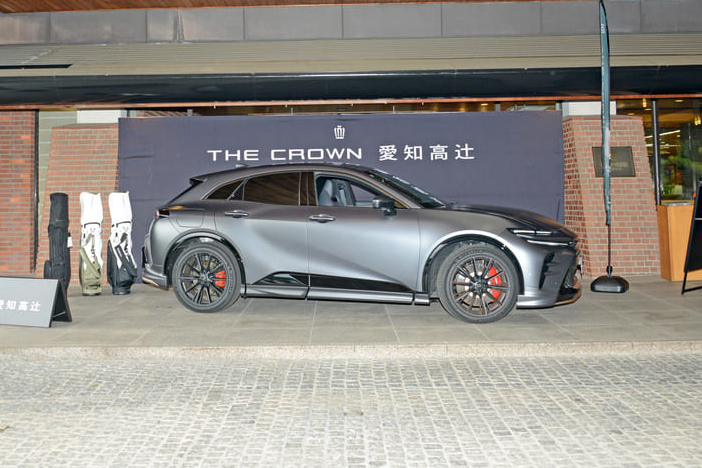 クラウン展示＆試乗体験