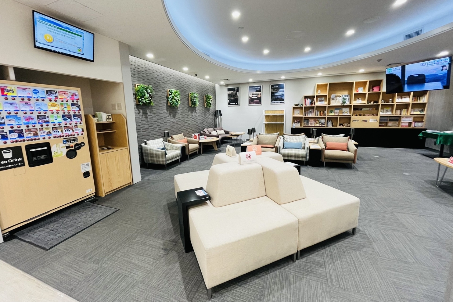 鳴海店ラウンジ2601