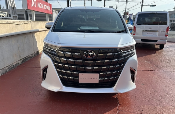 アルファード(HYBRID Z 7人乗り) 展示車はいりましたっ💡🚙